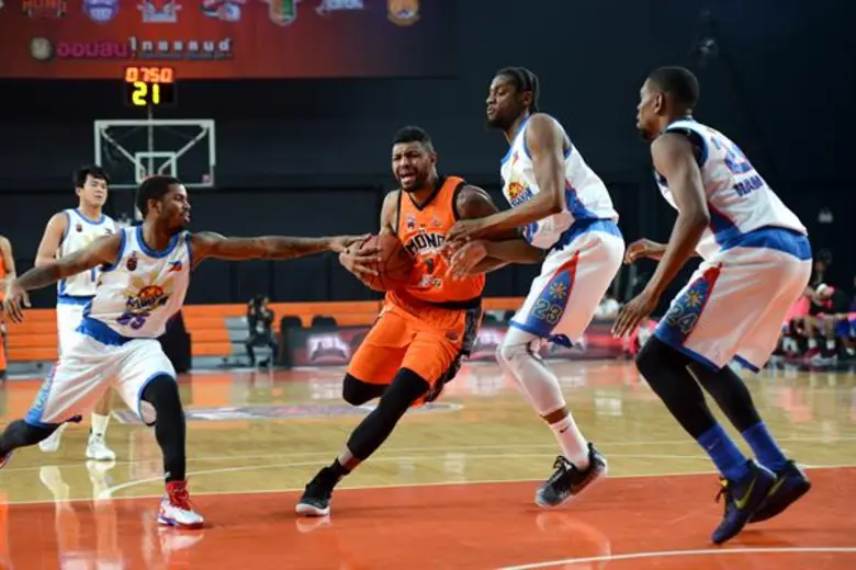 รายงานผลคะแนนบาสเกตบอล GSB TBSL 2018 ระหว่างคู่ โมโนแวมไพร์(ไทย) กับ คาบายัน(ฟิลิปปินส์)