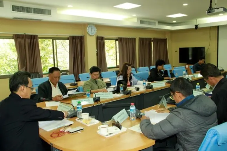 นายสุริยะ ประสาทบัณฑิตย์ ประธานคณะกรรมการ...