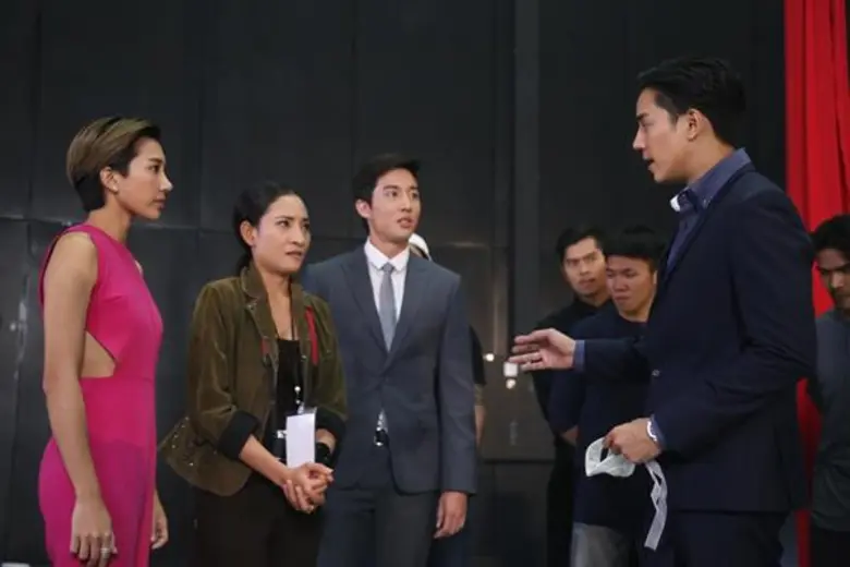 เรื่องย่อ: คุณแม่สวมรอย