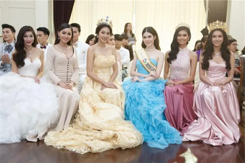 "ฝ้าย สุภาพร" ร่วมงานแถลงข่าวเปิดตัว “มิสแกรนด์นนทบุรี” เฟ้นหาสุดยอดสาวงามสู่การประกวดเวทีระดับประเทศ “มิสแกรนด์ไทยแลนด์ 2018”