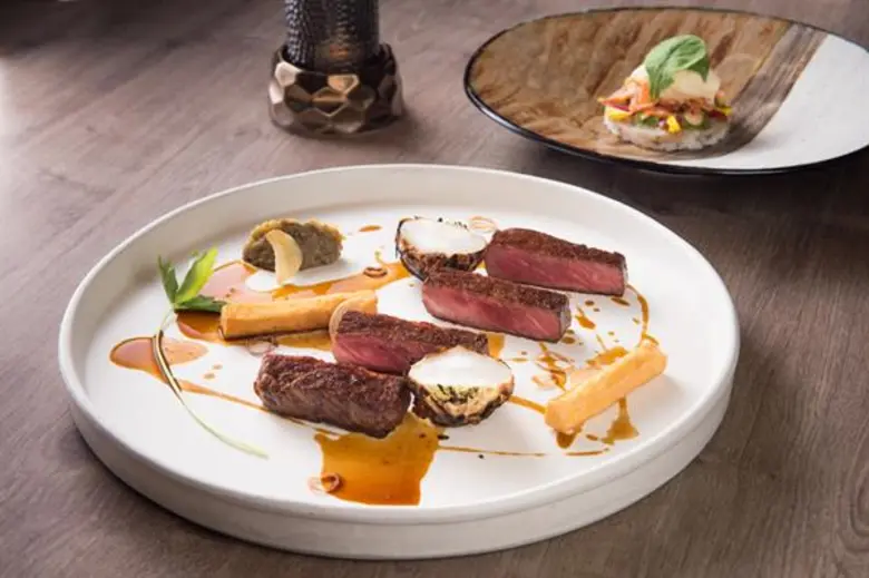 ห้องอาหารเอเลเมนท์ (Elements) ห้องอาหารที...