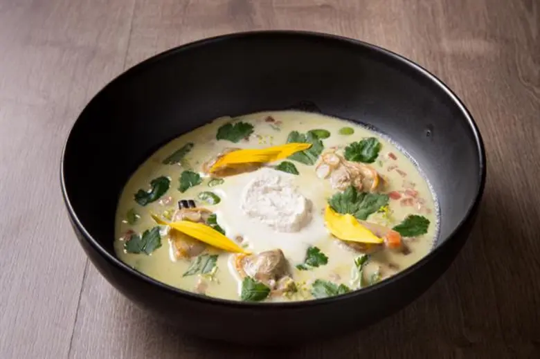 ลิ้มรสอาหารปรุงพิเศษจากวัตถุดิบชั้นดีในฤดูใบไม้ผลิของฮอกไกโดที่ห้องอาหาร เอเลเมนท์