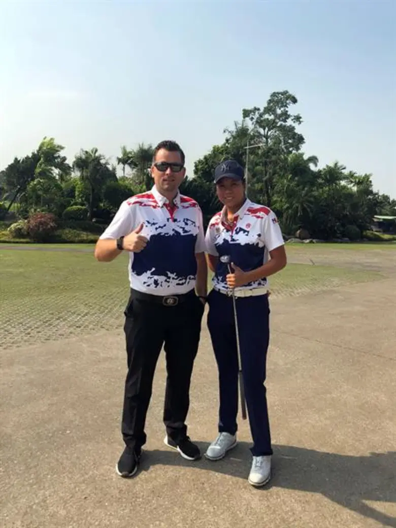 ฟีนิกซ์ เอกซ์เซล แบรนด์เสื้อผ้าเครื่องแต่...