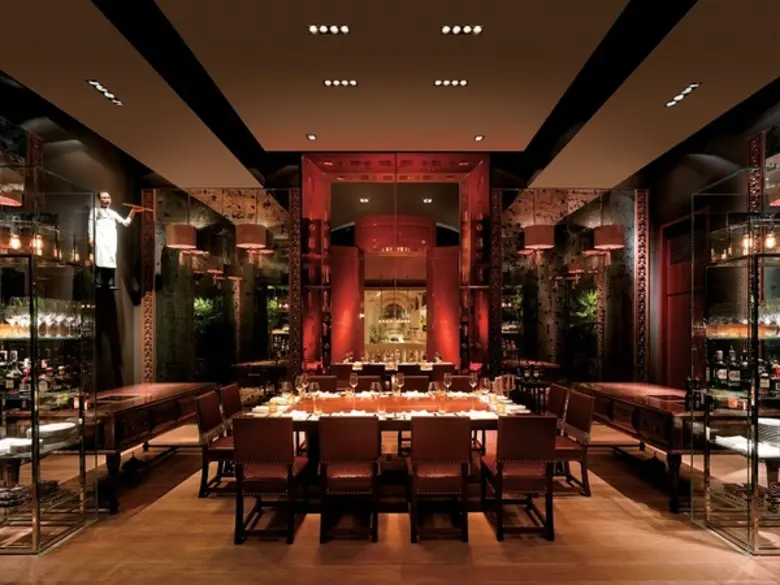 เทเบิลส์ กริลล์ โรงแรมแกรนด์ ไฮแอท เอราวัณ กรุงเทพฯ กับห้องจัดเลี้ยงสุดหรู ในทุกโอกาสสำคัญ