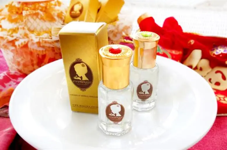 อ.มัลลิการ์ มอบสุขภาพดีรับเทศกาลตรุษจีนด้วยยาดมชมพลอย