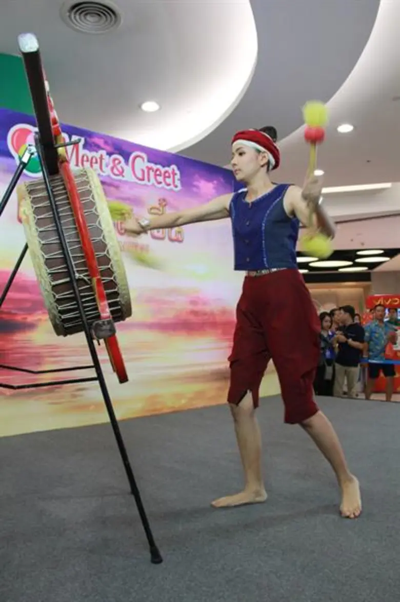 “อ๋อม-ปุ๊กลุก” ชวนเหล่านักแสดงจากละคร “แม่อายสะอื้น”  ส่งความรักผ่านเสียงเพลง สู่แฟนๆ ต้อนรับวาเลนไทน์