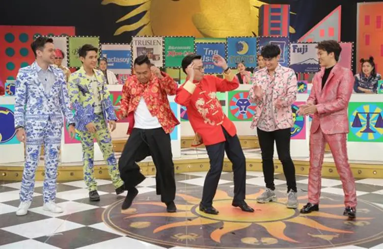 ผ่านตรุษจีนมาหมาดๆ แต่งานนี้ยังมีราศีสุดเ...