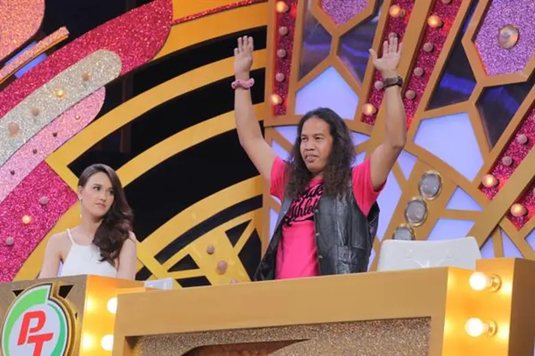 ร่อนถลาลม เอวพลิ้วระเบิดระเบ้อ “ปอ อรรณพ” ทำเวทีมาสเตอร์คีย์เปลี่ยนไป!!!