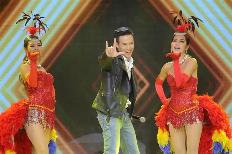 ร่อนถลาลม เอวพลิ้วระเบิดระเบ้อ “ปอ อรรณพ” ทำเวทีมาสเตอร์คีย์เปลี่ยนไป!!!