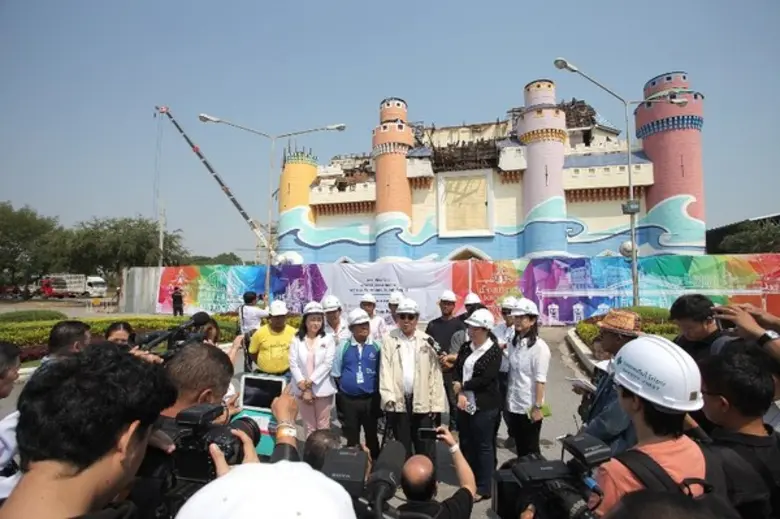 อำลาปราสาทแลนด์มาร์คสวนสยาม ต้อนรับโครงการใหม่ “สยามเมืองบางกอก”