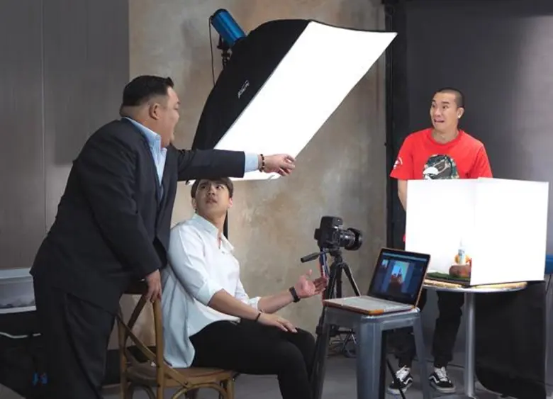 ตอน 56 ออกอากาศวันพฤหัสบดีที่ 22 กุมภาพัน...