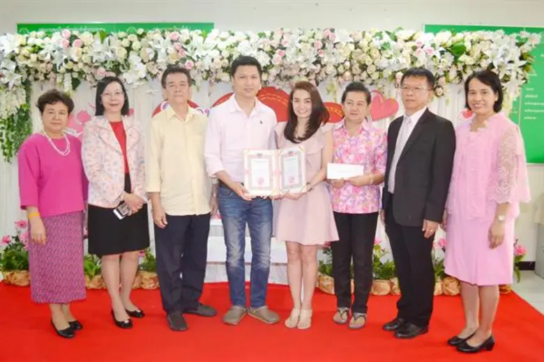 ภาพข่าว: รักป้อมปราบ มั่นคง ยืนยง ศัตรูพ่าย