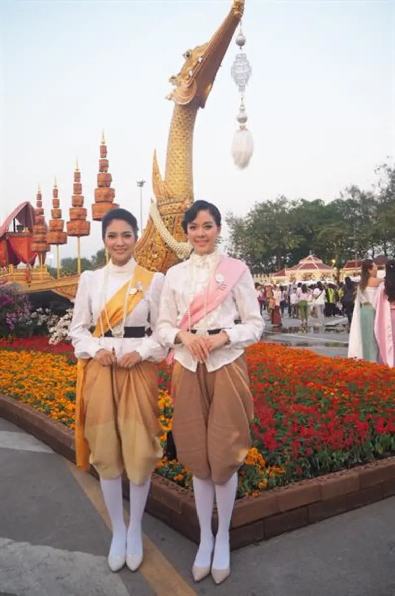 ทีมทัพดารา-นักแสดง ช่อง 3 สืบสานความเป็นไทยร่วมงาน “อุ่นไอรัก...คลายความหนาว”