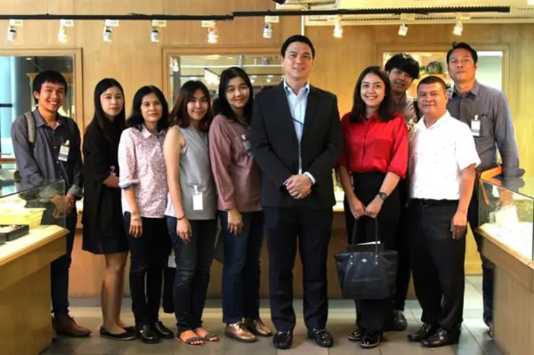 นายชนัตถ์ สรไกรกิติกูล ประธานกรรมการการเง...