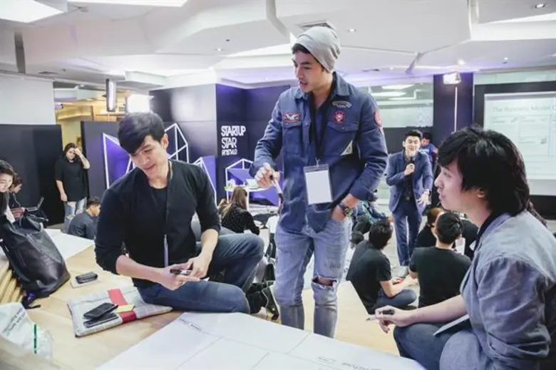 ท็อป จรณ ถึงกับหน้าชา เมื่อถูกพูดใส่ว่า “ขอเป็นภาษาคน!!!”