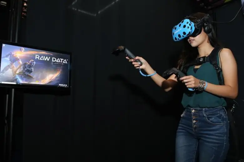 AIS จับมือโรงภาพยนตร์ IMAX นำสุดยอดเทคโนโลยีล้ำสมัย AIS IMAX VR มาให้คนไทย ได้สัมผัสเป็นครั้งแรกในเอเชียตะวันออกเฉียงใต้ พร้อมมอบสิทธิพิเศษให้ลูกค้า