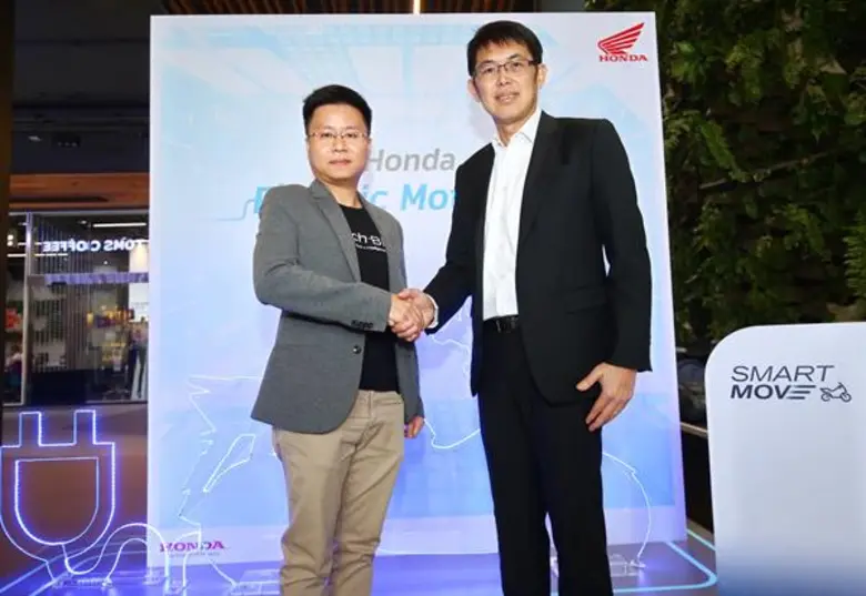 สุชาติ อรุณแสงโรจน์ รองประธานกรรมการบริหา...