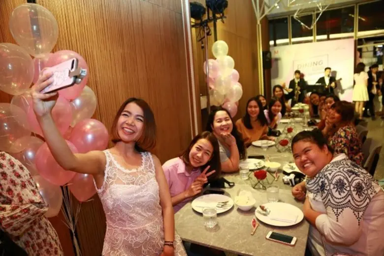 บอย – ปกรณ์ ร่วมมอบความพิเศษในค่ำคืนวันวาเลนไทน์ให้กับสมาชิก M Card ในงาน “M Card Singles Dining Date with Boy Pakorn”