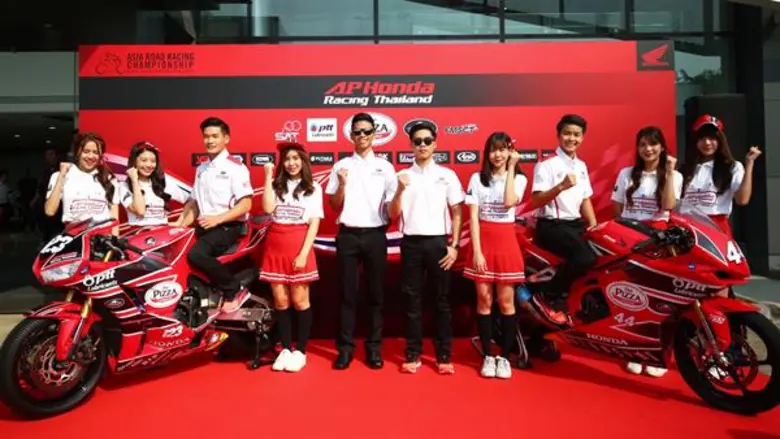 เอ.พี. ฮอนด้า ประกาศนโยบายผู้นำวงการมอเตอร์สปอร์ตไทย หนุน “ชิพ-นครินทร์” ล่าความสำเร็จรายการระดับ “โมโตทรี” ต่อเนื่องปีที่ 2 พร้อมวางโร้ดแม็ปปั้นเยาวชนไทยสู่สนามระดับโลกโมโตจีพี เตรียมสร้างสีสันดึง BNK48 เป็นทีมแอมบาสซาเดอร์ร่วมเชียร์ชิดขอบสนาม
