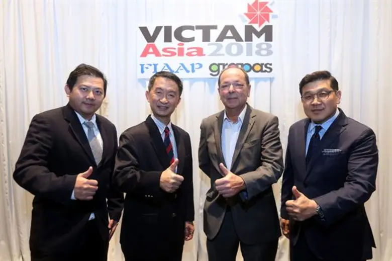 นายเฮงค์ แวน เดอบัน รักษาการผู้จัดการทั่ว...