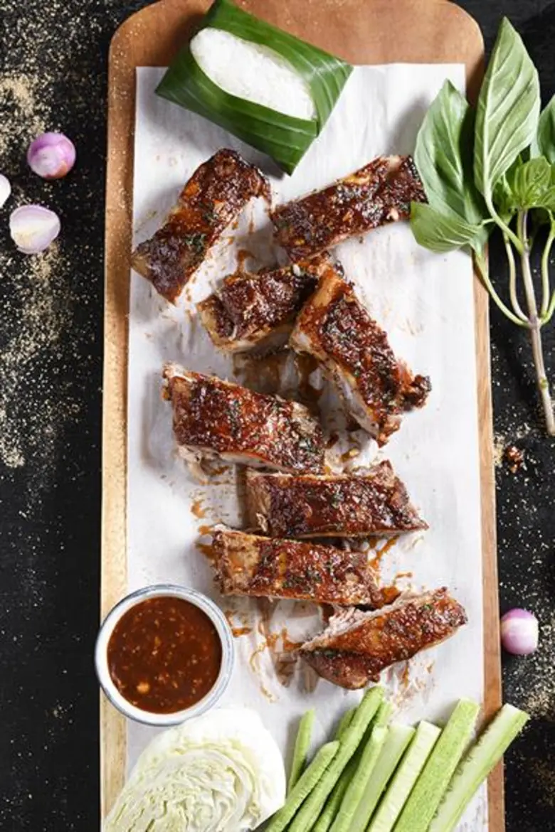 เมนู “บาร์บีคิวซี่โครงหมู” แสนอร่อย ณ โรงแรมเรเนซองส์ กรุงเทพฯ ราชประสงค์