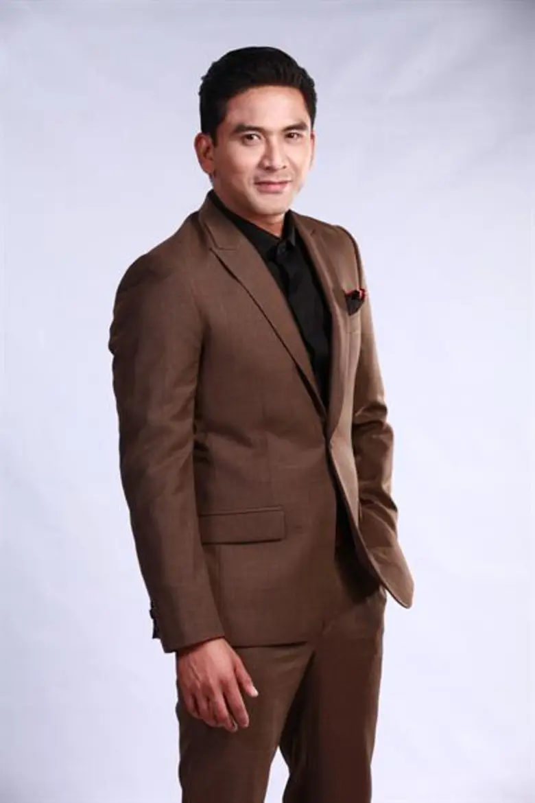 ครั้งแรกกับการรับบทใหม่ของพระเอกมากฝีมืออ...