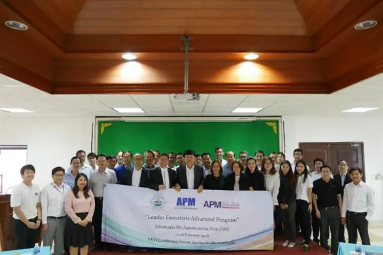 นายสมภพ ศักดิ์พันธ์พนม ประธานกรรมการบริษั...