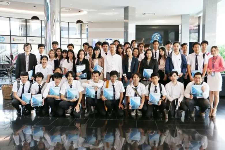 มหาวิทยาลัยราชภัฏจันทรเกษม นำนักศึกษาชั้น...