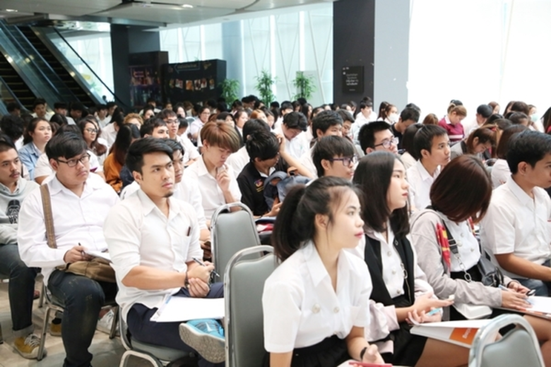 ดร.เรือบิน CEO JIB Digital Consult ร่วมถ่ายทอดความสำเร็จ เปลี่ยนมุมมองเรื่องเงินให้เป็นเรื่องง่ายสำหรับทุกคน ใน Tech Talk SPU Season 2 #6