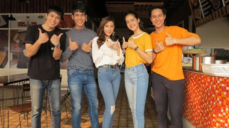 ตอกย้ำความฟินกันต่อจากละคร "คุณชายไก่โต้ง" โดยพิธีก...