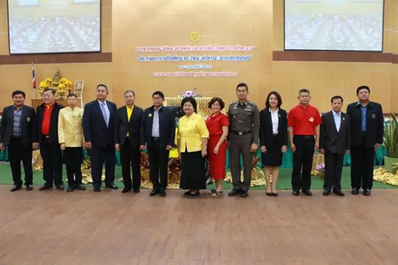 ศาสตราจารย์กิตติคุณ ดร.วิษณุ เครืองาม รอง...