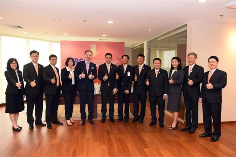 นายฉัตรชัย ศิริไล กรรมการผู้จัดการธนาคารอ...