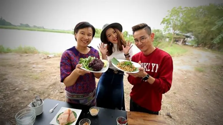 ทีวีไกด์: รายการ “ครัวลั่นทุ่ง” “แอร์ ภัณฑิลา” โชว์ลีลา “แม่ศรีเรือน”  ทำเมนูเด็ด “ขนมจีนน้ำยาปลาสวาย”