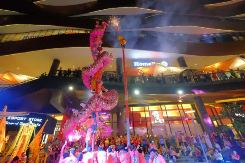 ศูนย์การค้าเกตเวย์ เอกมัย เปิดฉากงาน 'CHI...