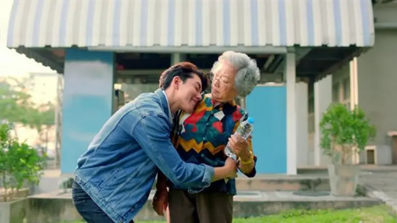 “คริสตัล” ส่ง “นาย-ณภัทร” ชวนคนไทยสั่งน้ำดื่มเจาะจง “คริสตัล” เสิร์ฟความมั่นใจน้ำดื่มคุณภาพผ่านภาพยนตร์โฆษณาชุดใหม่