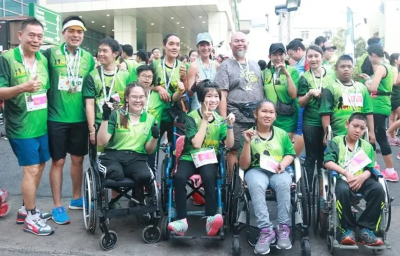 บริษัทบางกอก เชน ฮอสปิทอล จำกัด (มหาชน) โ...