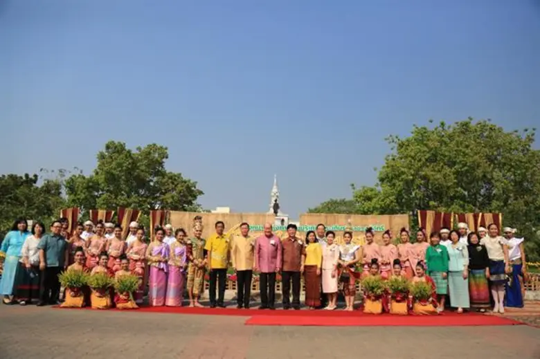 วธ.ร่วมเปิดโครงการบริการวิชาการแก่สังคม อุทยานแห่งการเรียนรู้เทิดพระเกียรติราชวงศ์จักรี "เย็นศิระใต้ร่มพระบารมี” ณ มหาวิทยาลัยสุโขทัยธรรมาธิราช เทิดทูนสถาบัน และสืบทอดศิลปวัฒนธรรม และส่งเสริมให้เกิดสังคมแห่งการเรียนรู้