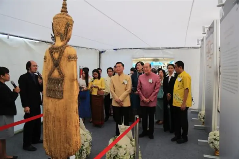 วธ.ร่วมเปิดโครงการบริการวิชาการแก่สังคม อุทยานแห่งการเรียนรู้เทิดพระเกียรติราชวงศ์จักรี "เย็นศิระใต้ร่มพระบารมี” ณ มหาวิทยาลัยสุโขทัยธรรมาธิราช เทิดทูนสถาบัน และสืบทอดศิลปวัฒนธรรม และส่งเสริมให้เกิดสังคมแห่งการเรียนรู้