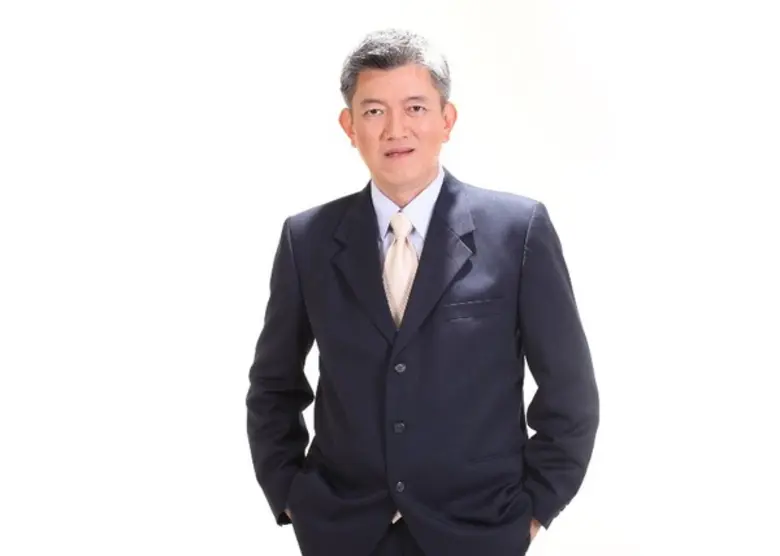 นายนพชัย วีระมาน กรรมการผู้จัดการ บริษัท ...