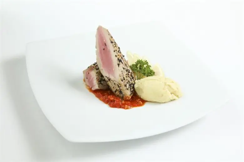 ห้องอาหารแคลิฟอร์เนีย สเต็ก โรงแรมแคนทารี...