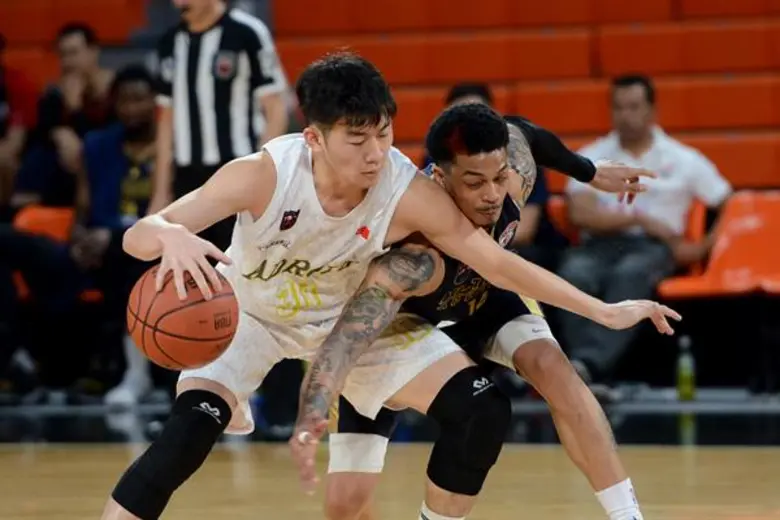 ผลคะแนนบาสฯ GSB TBSL2018 ทีมไฮเทคชนะทีมอะดรอยท์