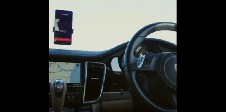 หัวเว่ยเผยนวัตกรรมยานยนต์คันแรกของโลก ที่ควบคุมด้วยสมาร์ทโฟนฝังเอไอ