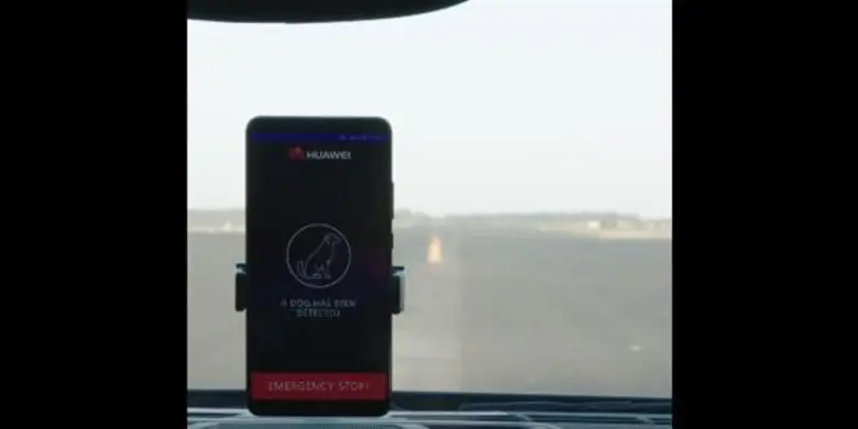 หัวเว่ยเผยนวัตกรรมยานยนต์คันแรกของโลก ที่ควบคุมด้วยสมาร์ทโฟนฝังเอไอ