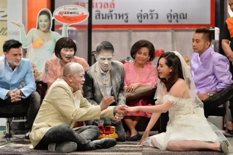 ทีวีไกด์: ซิทคอม "บริษัทฮาไม่จำกัด (มหาชน) “นุ้ย สุจิรา” สุดสตรอง!!! เปิดเผยเรื่องสุดคาใจ เคยเกือบเป็น “หม้ายขันหมาก”