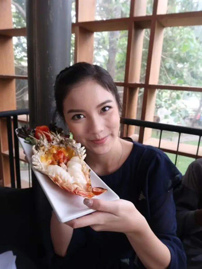 "#TEAMGIRL" รายการสุดฮอตของสาวๆ เสาร์นี้ ...