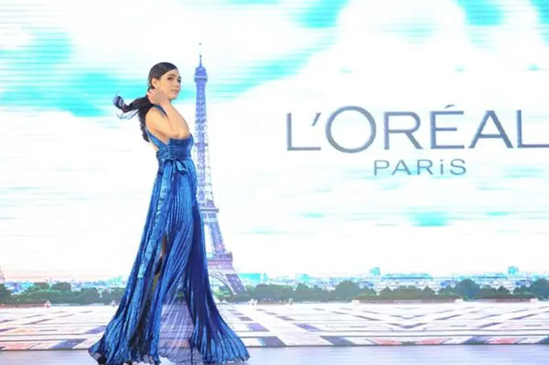 'ลอรีอัล ปารีส’ ดึงซุปตาร์ตัวแม่ ชมพู่-อารยา ปะทะ 5 สาวคนดังในลุคปารีเซียง ชิค