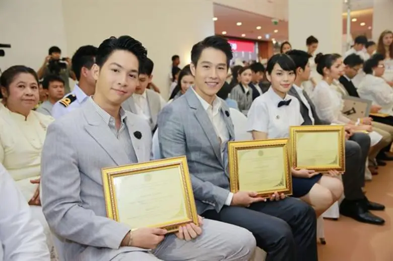 “ทอย-กิต” ภูมิใจได้รับรางวัล “ฑูตพระพุทธศาสนาวันมาฆบูชา 2561”