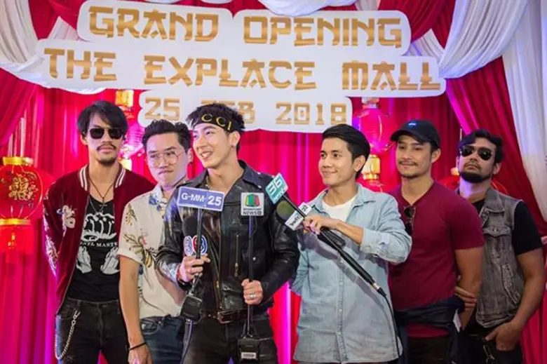 โตโน่ เปิดใจกลางศูนย์การค้า ดิ เอ๊กซ์เพลส