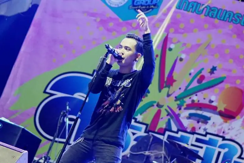 เรียกว่าเป็นอีก 1 กลุ่มศิลปิน ที่กระแสตอบ...