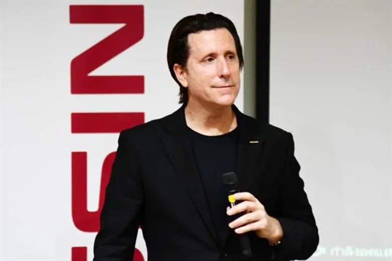 นิสสันร่วมกับจุฬาลงกรณ์มหาวิทยาลัยจัดเสวนาครั้งพิเศษ เผยแพร่ความรู้เกี่ยวกับเอกลักษณ์การออกแบบของนิสสันให้แก่นิสิตคณะวิศวกรรมศาสตร์เกือบ 100 คน